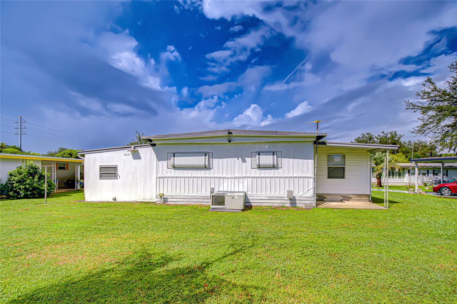 PALM ESTATES - Residential