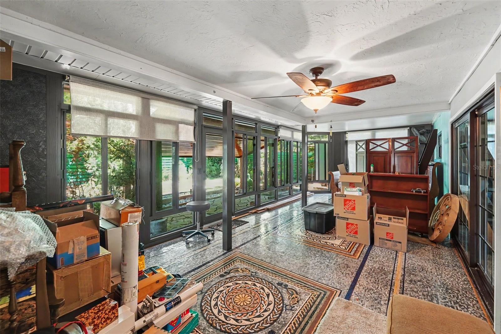 MONTCLAIR LAKE ESTATES - Residential