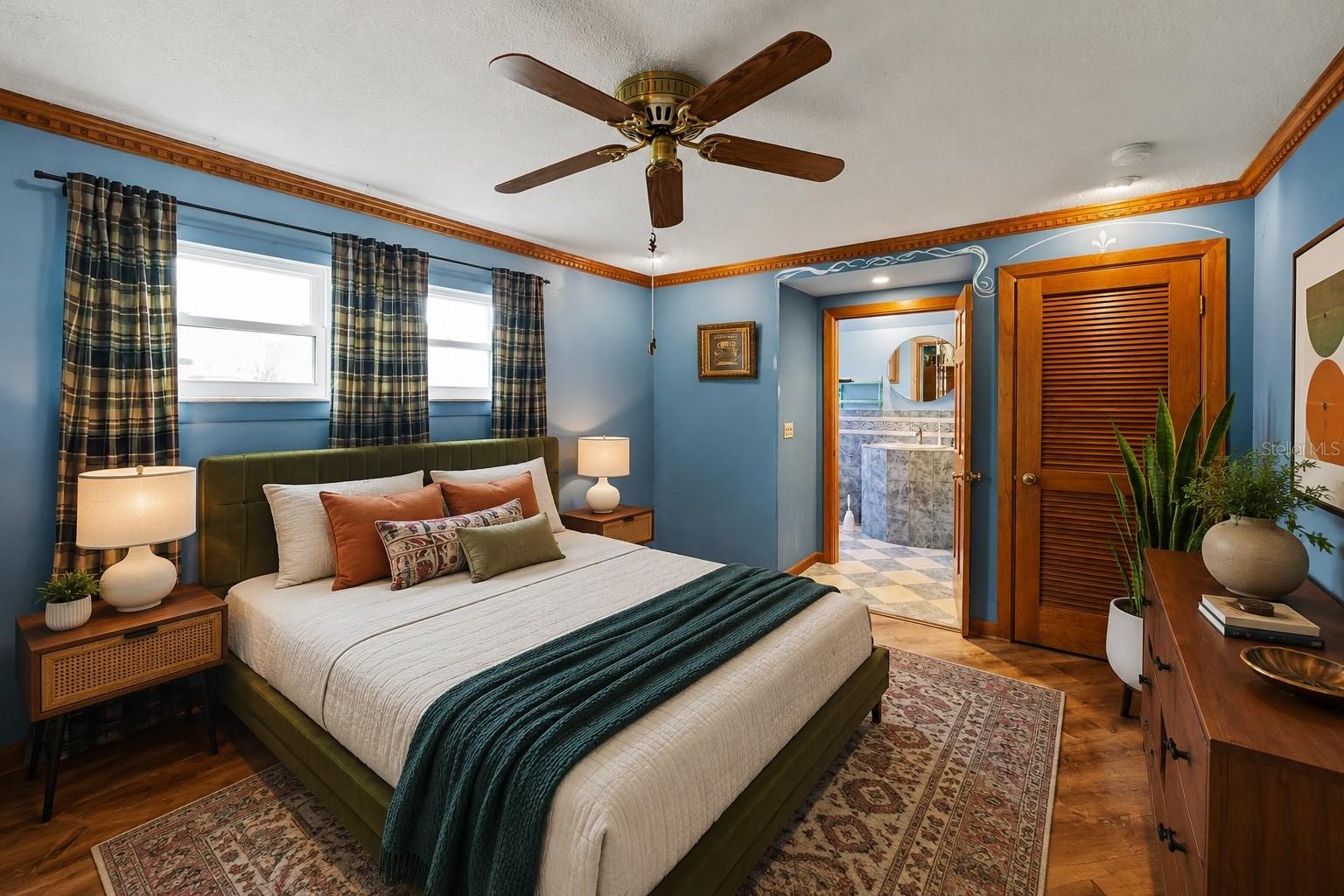 MONTCLAIR LAKE ESTATES - Residential
