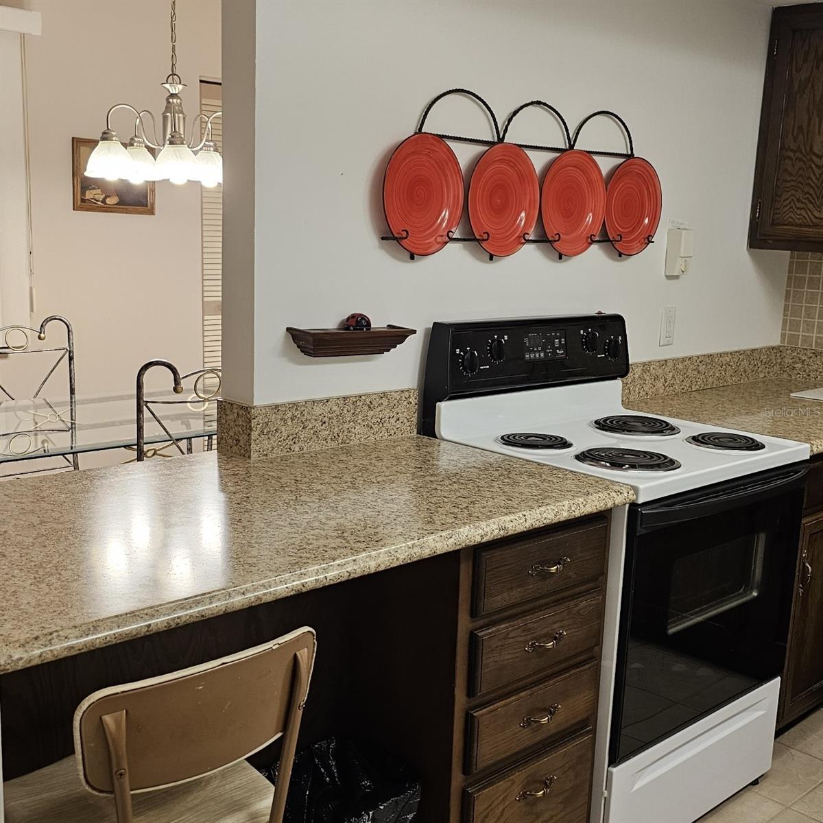 TWIN LAKES VILLAGE WEST CONDO - Residential