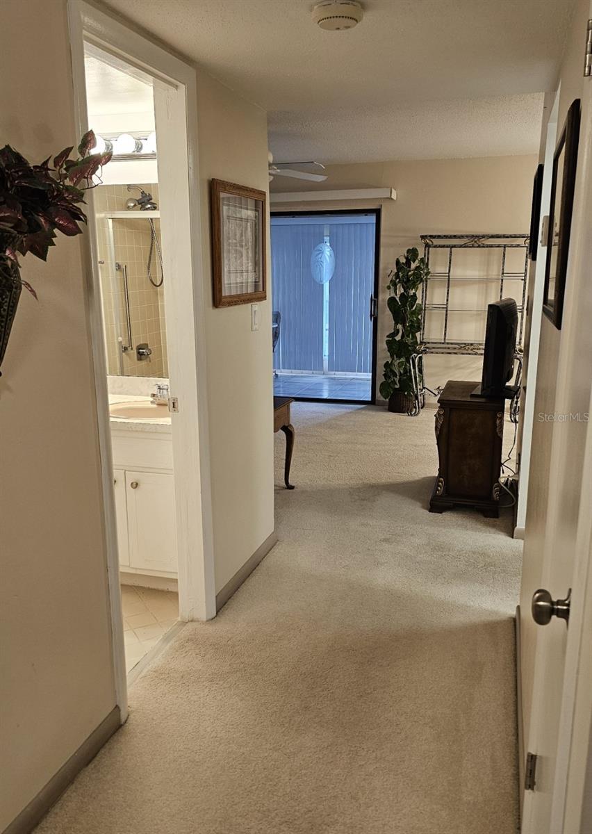 TWIN LAKES VILLAGE WEST CONDO - Residential