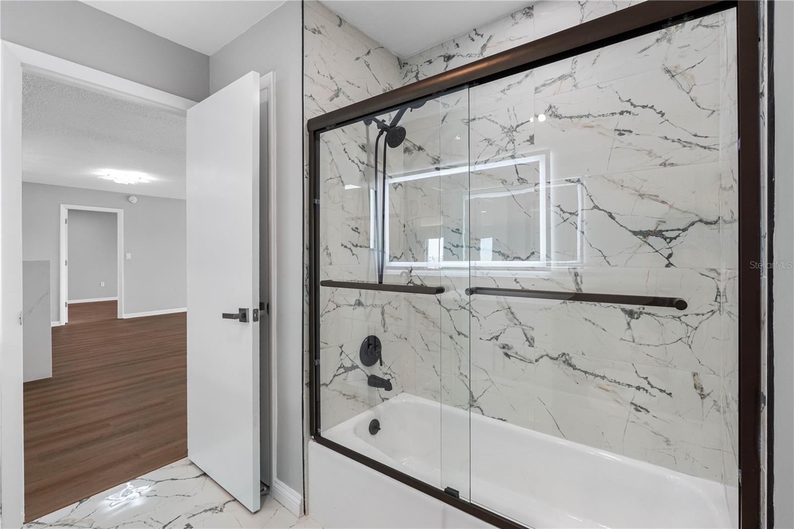 HARBOUR CLUB CONDO 3 - Residential