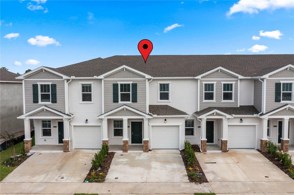 Photo of 2717 Skyline Loop, Kissimmee, FL 34758 (MLS # O6434540)