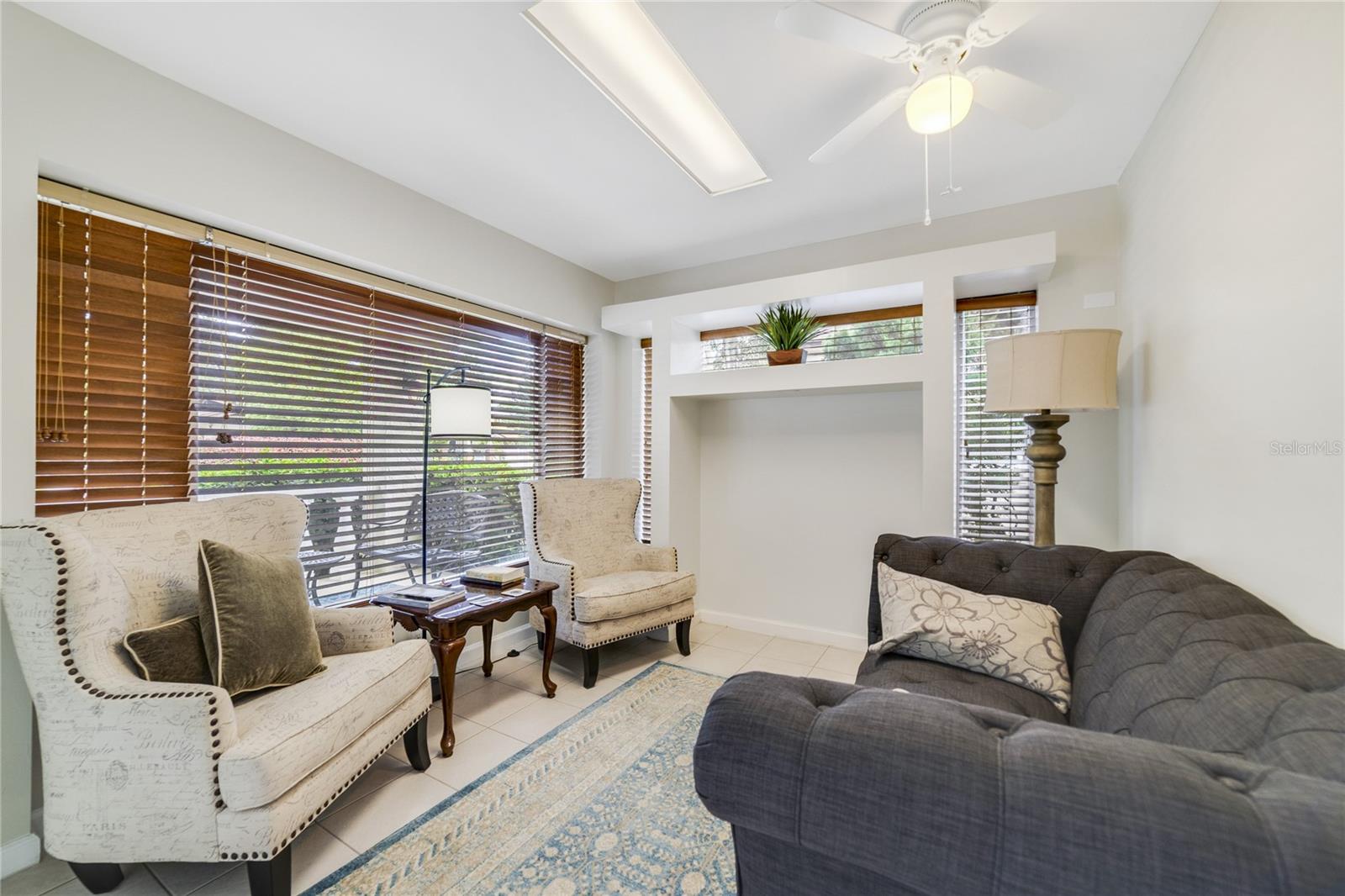 COLONIAL PARK SUB - Commercial Sale