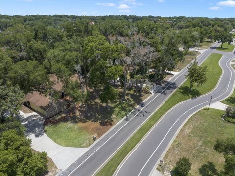 A home in APOPKA