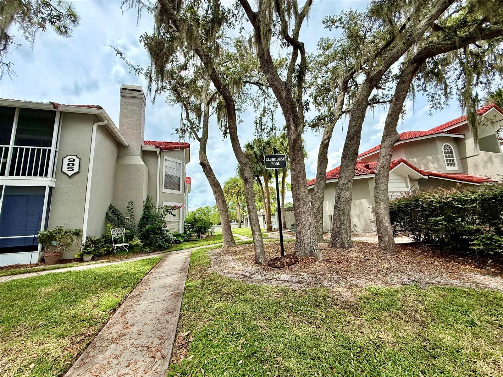 HUNTERS CHASE CONDO PH 1 - Residential