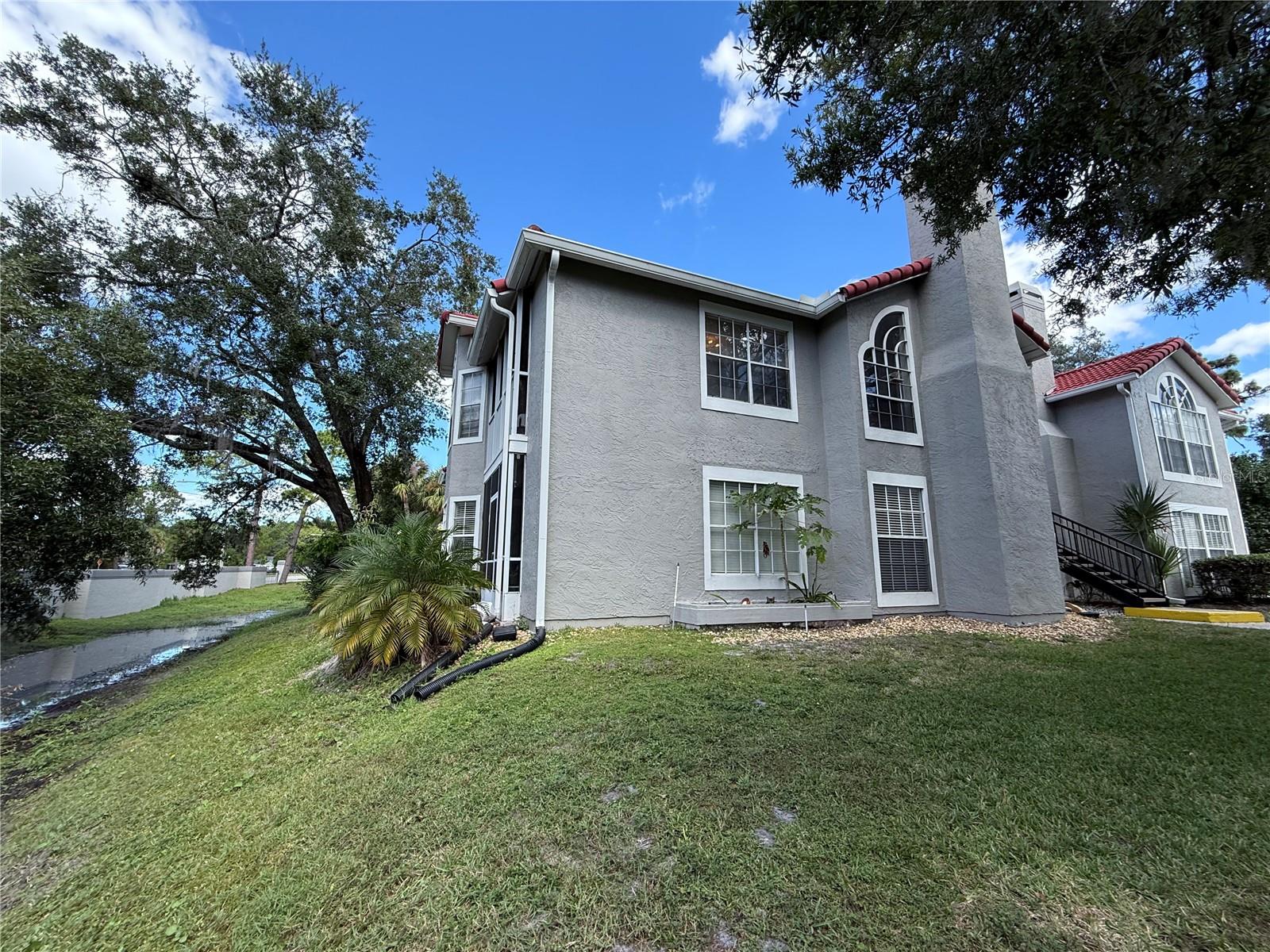 HUNTERS CHASE CONDO PH 1 - Residential