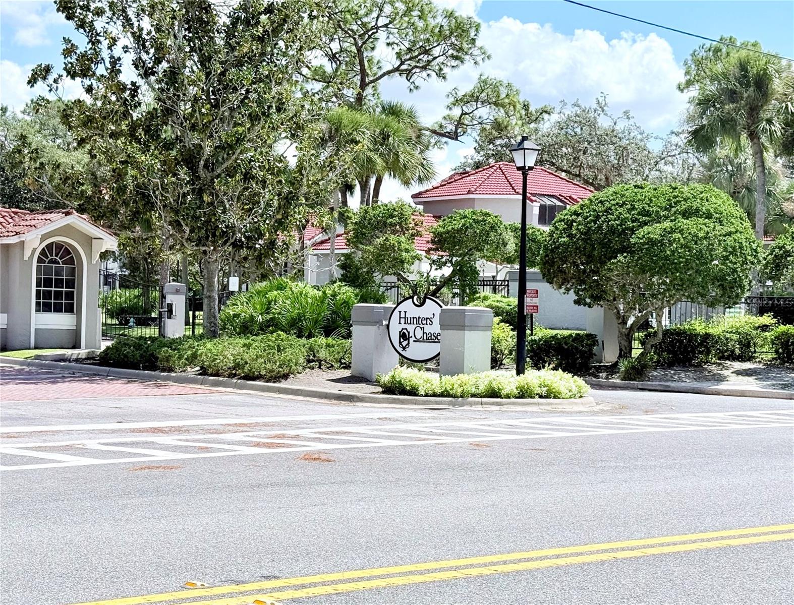 HUNTERS CHASE CONDO PH 1 - Residential