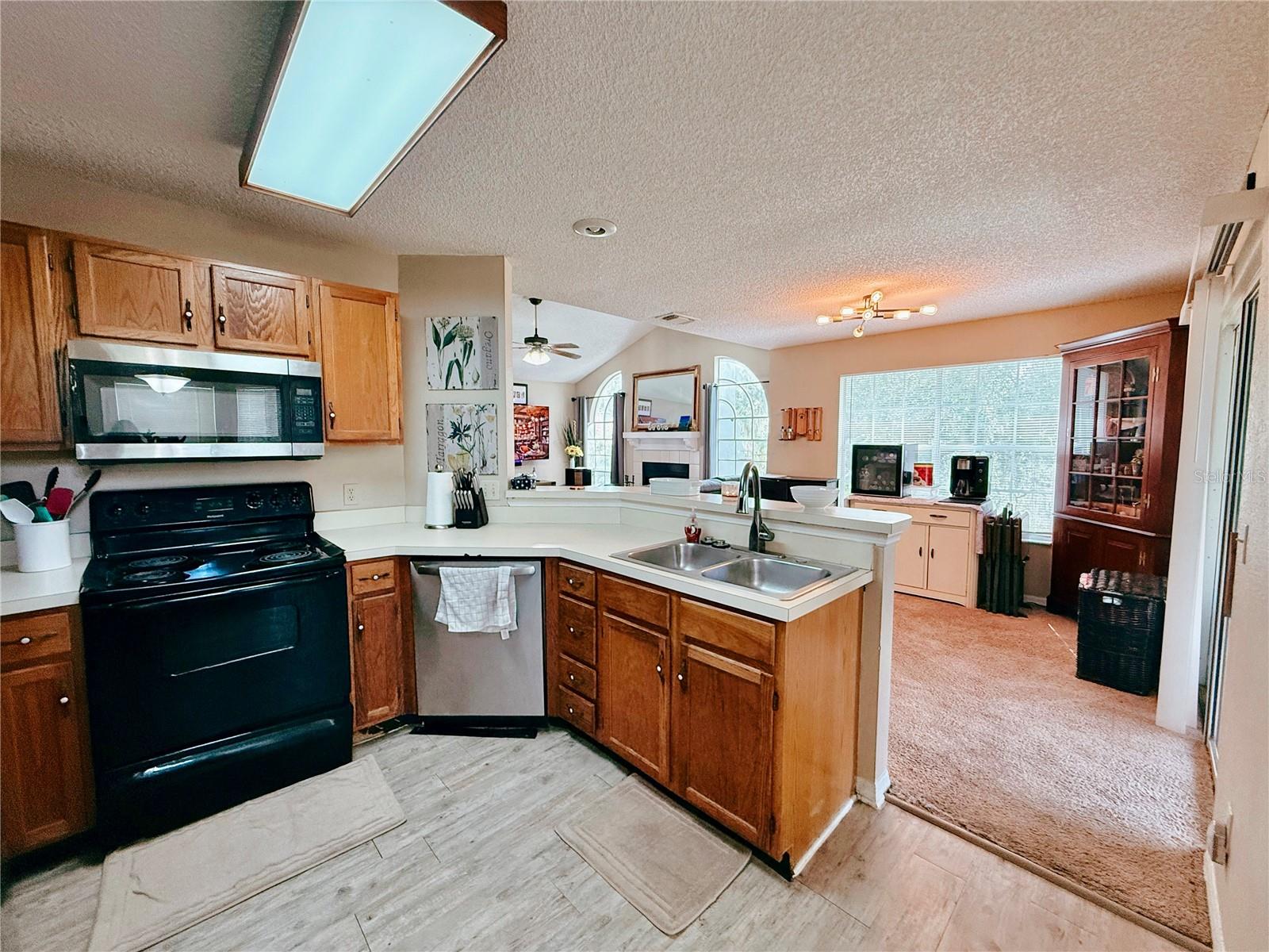 HUNTERS CHASE CONDO PH 1 - Residential