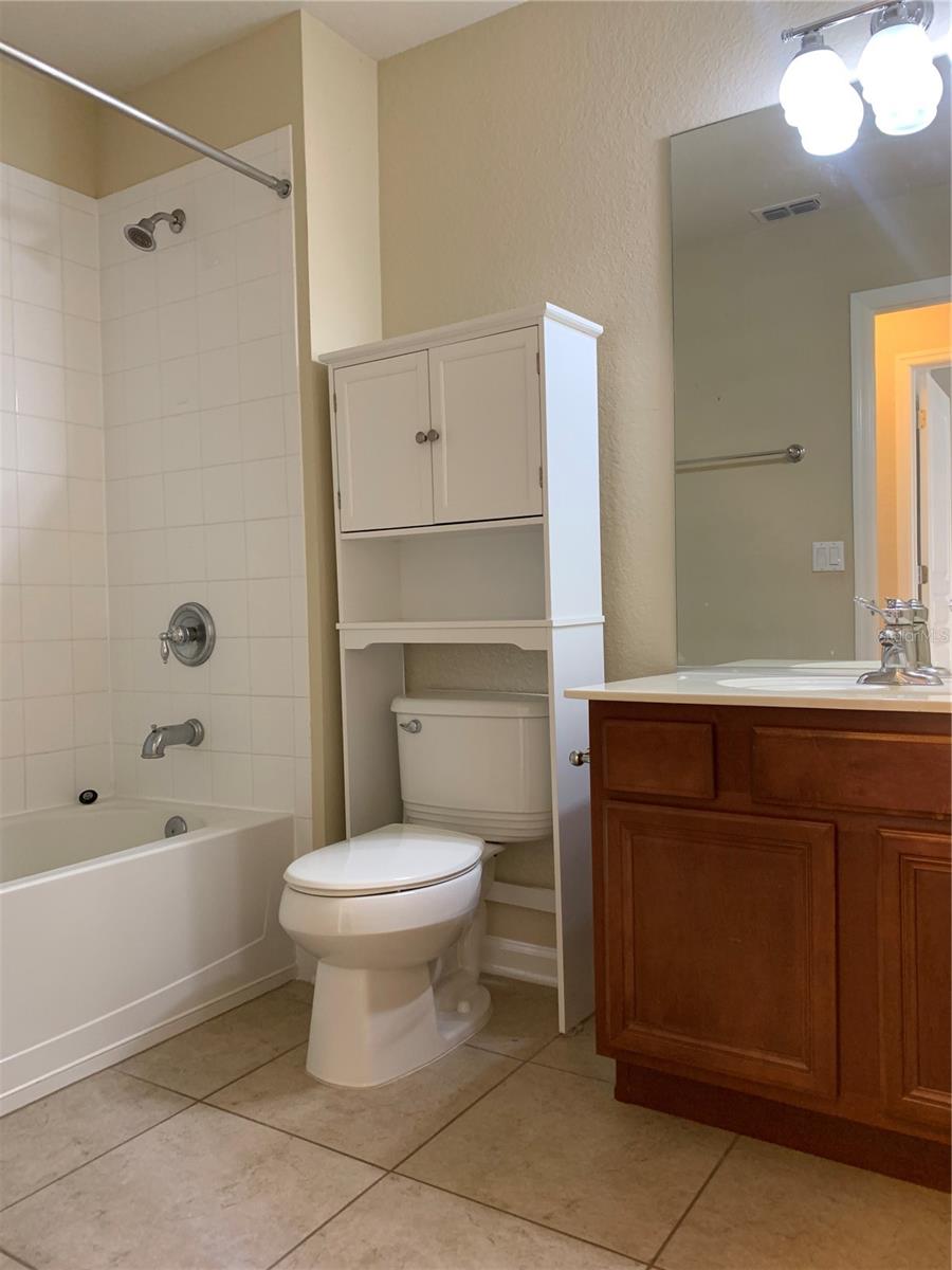 LAKE SAWYER SOUTH PH 03 - Residential Lease