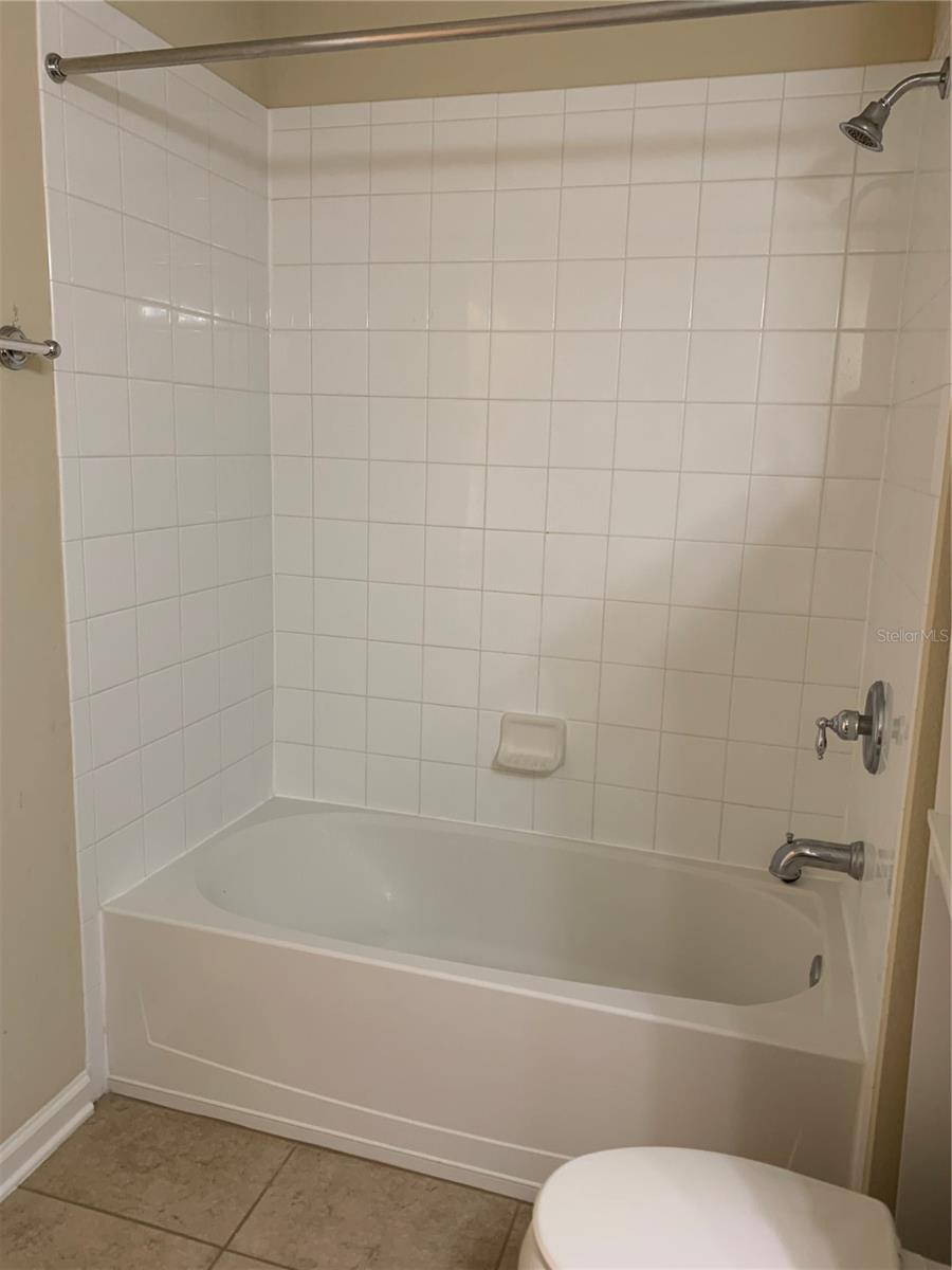 LAKE SAWYER SOUTH PH 03 - Residential Lease