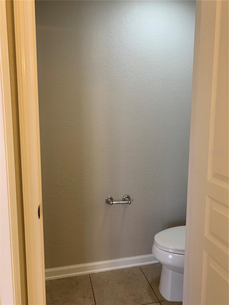 LAKE SAWYER SOUTH PH 03 - Residential Lease