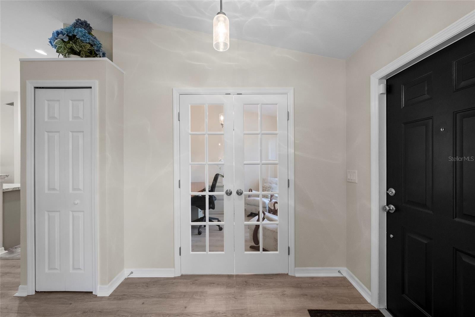 5262 RHAPSODY AVENUE
