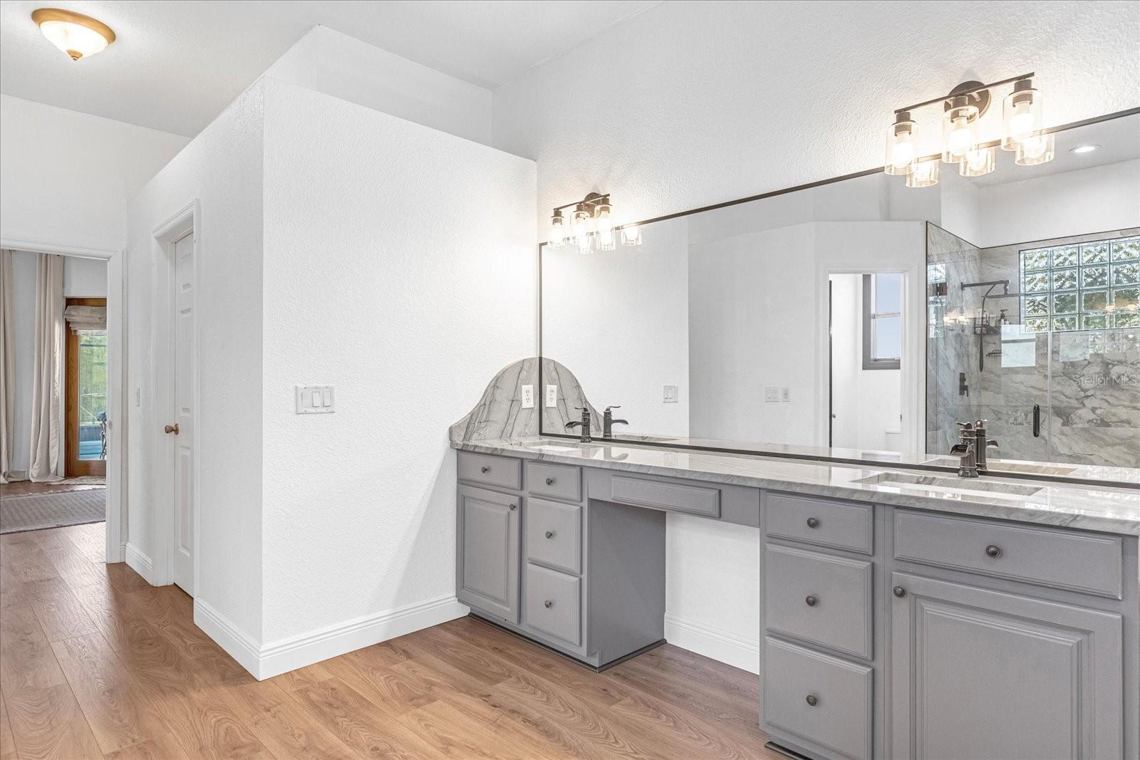 GENEVA - Residential