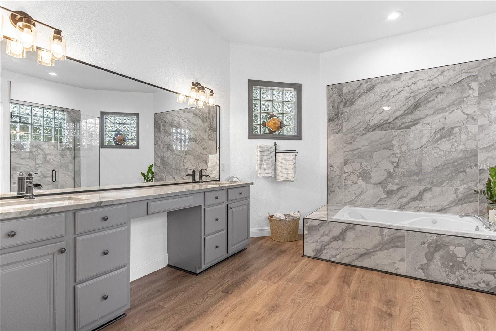 GENEVA - Residential