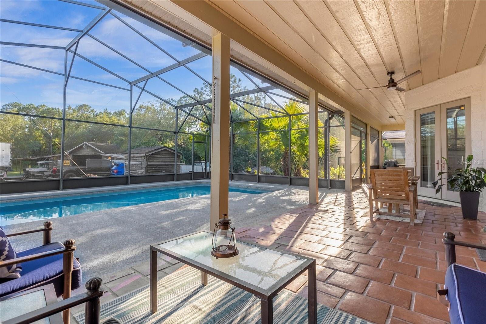 GENEVA - Residential