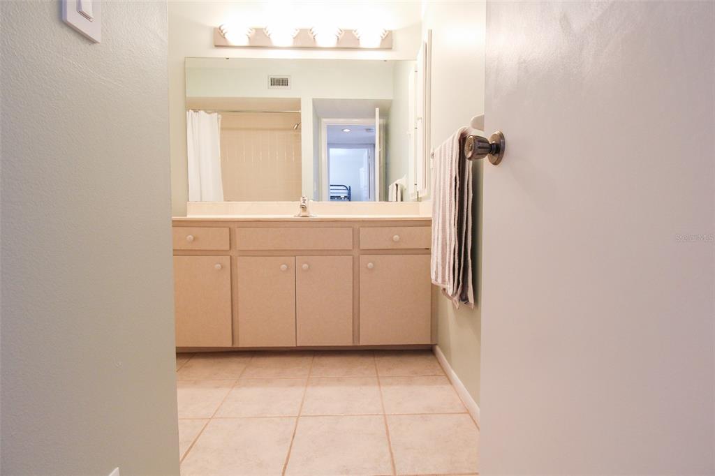 MEADOWS THE - Residential Lease