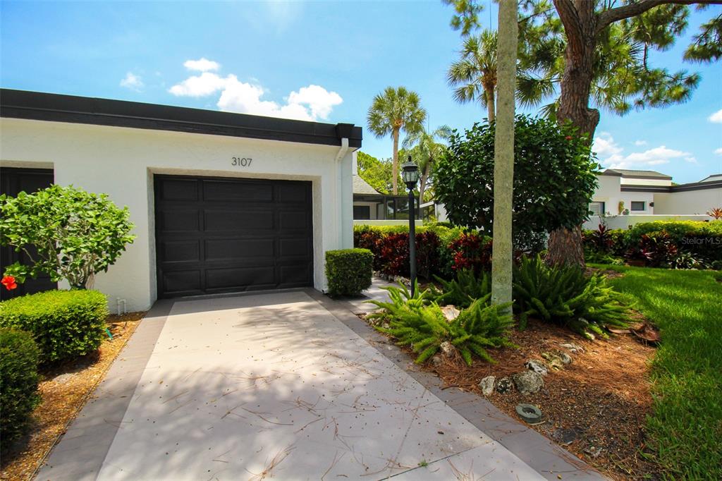 MEADOWS THE - Residential Lease