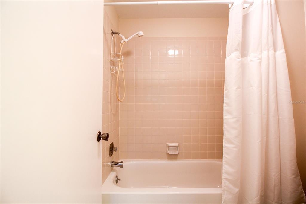 MEADOWS THE - Residential Lease