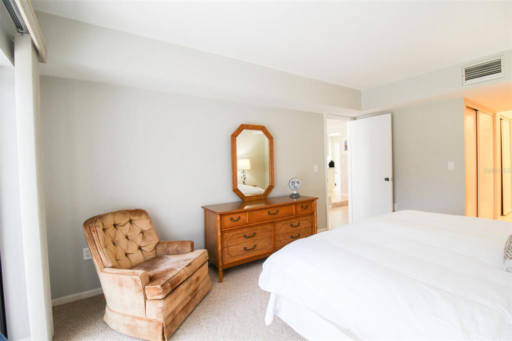 MEADOWS THE - Residential Lease