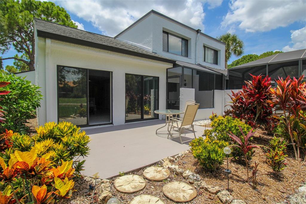 MEADOWS THE - Residential Lease