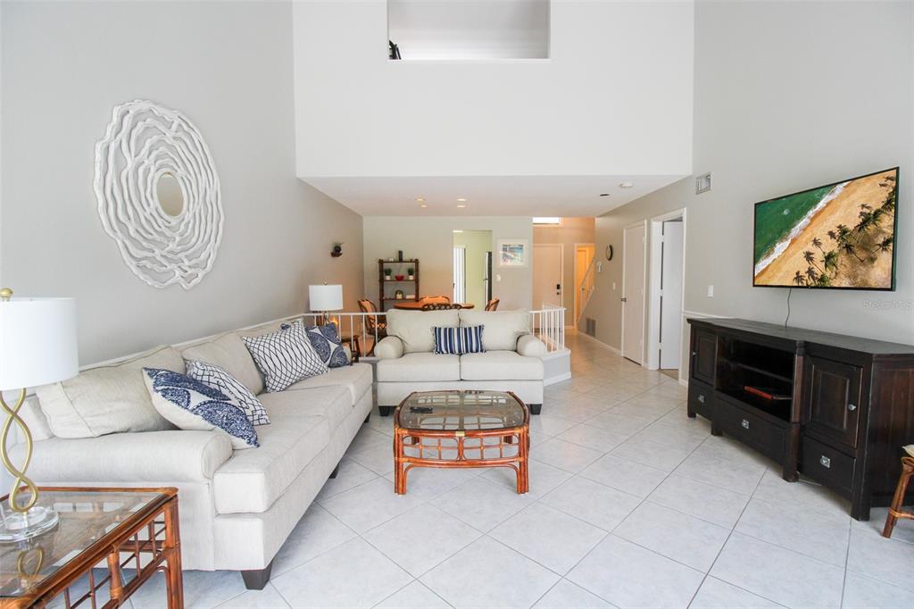MEADOWS THE - Residential Lease