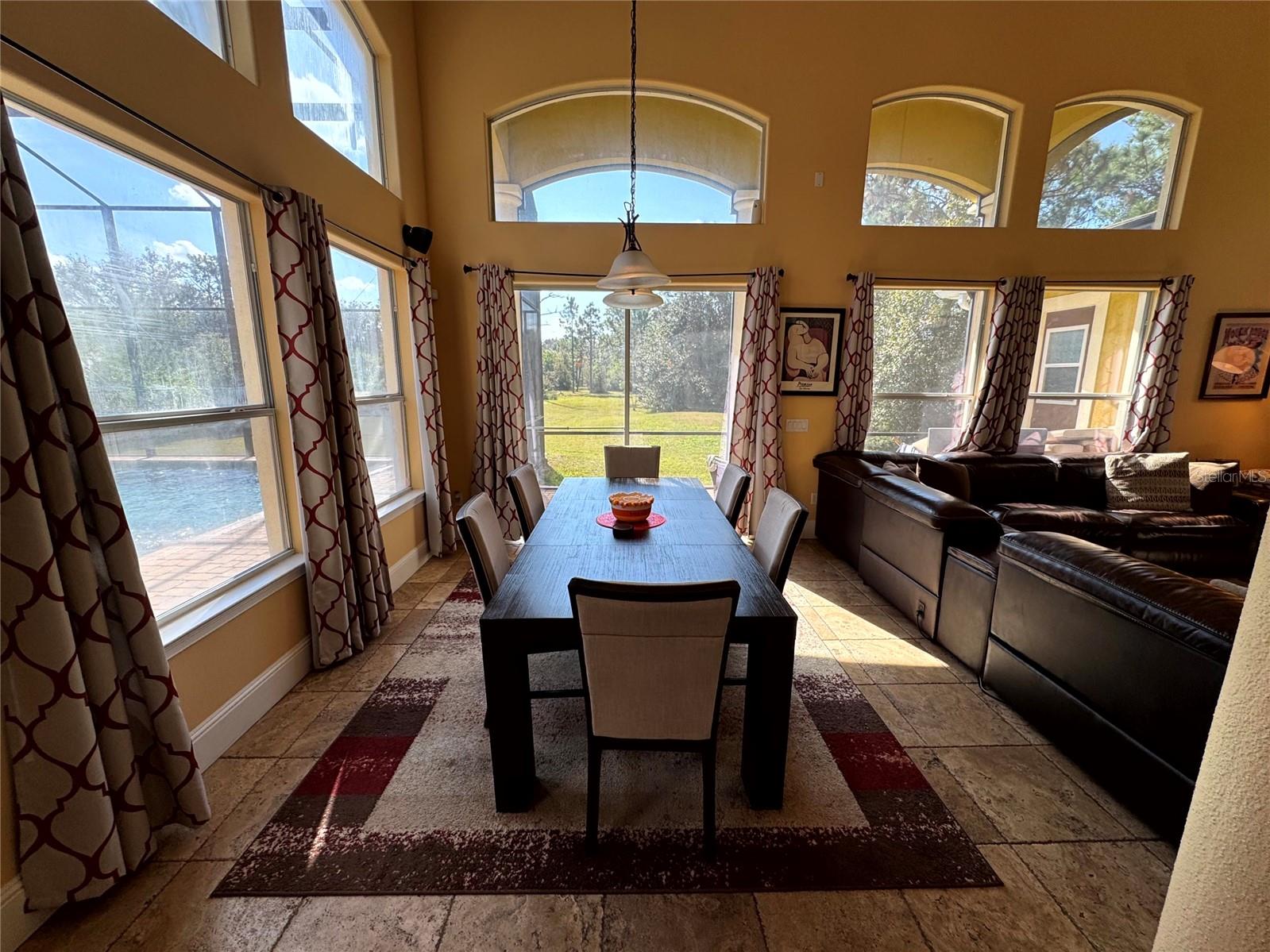 ROCKET CITYA - Residential