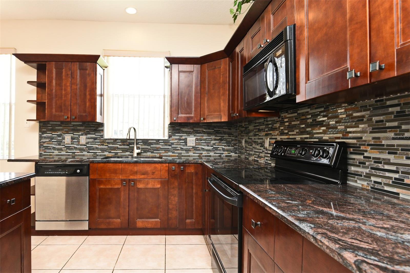 TANNER ROAD PH 04 47/26 - Residential Lease