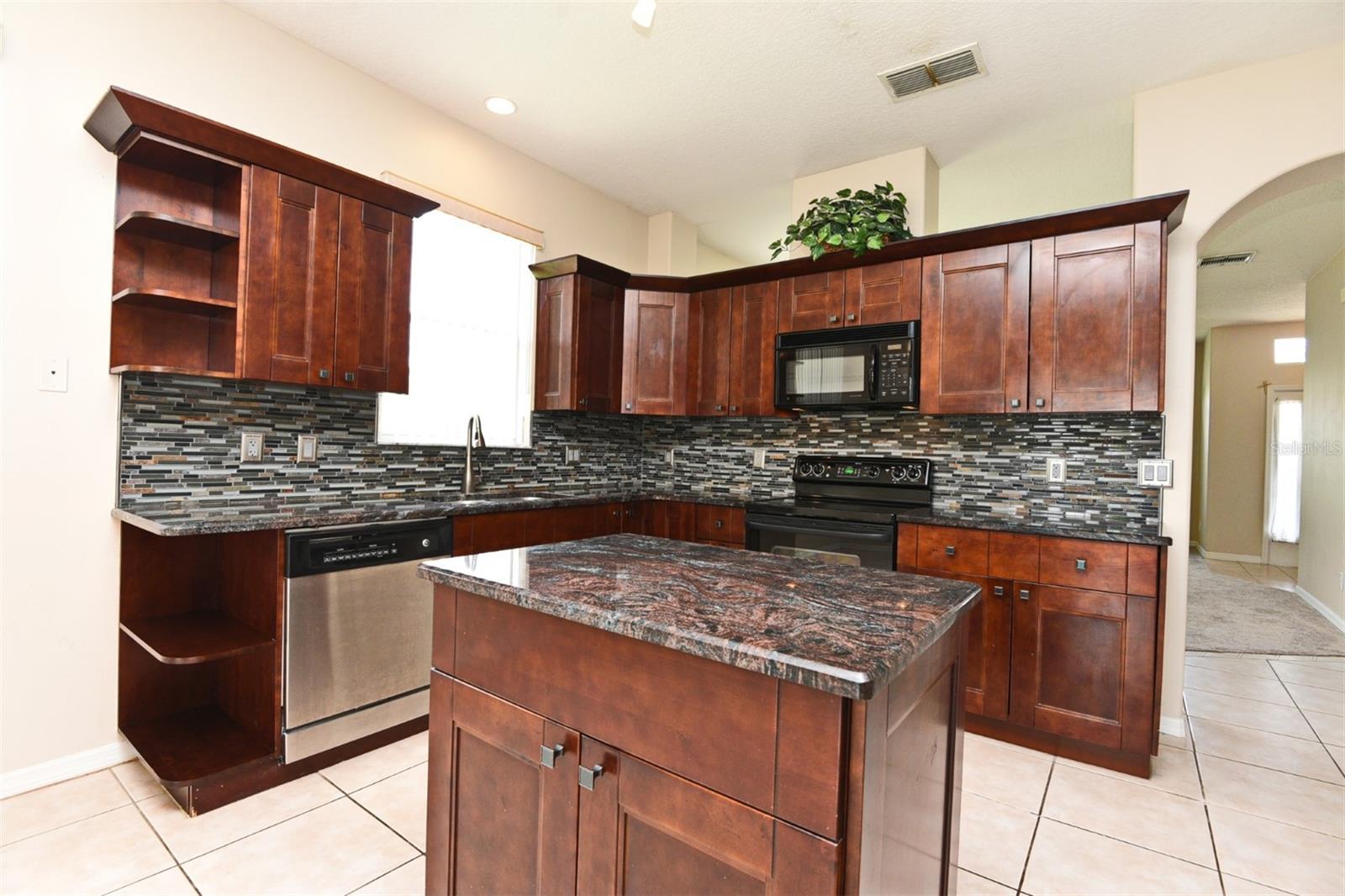 TANNER ROAD PH 04 47/26 - Residential Lease