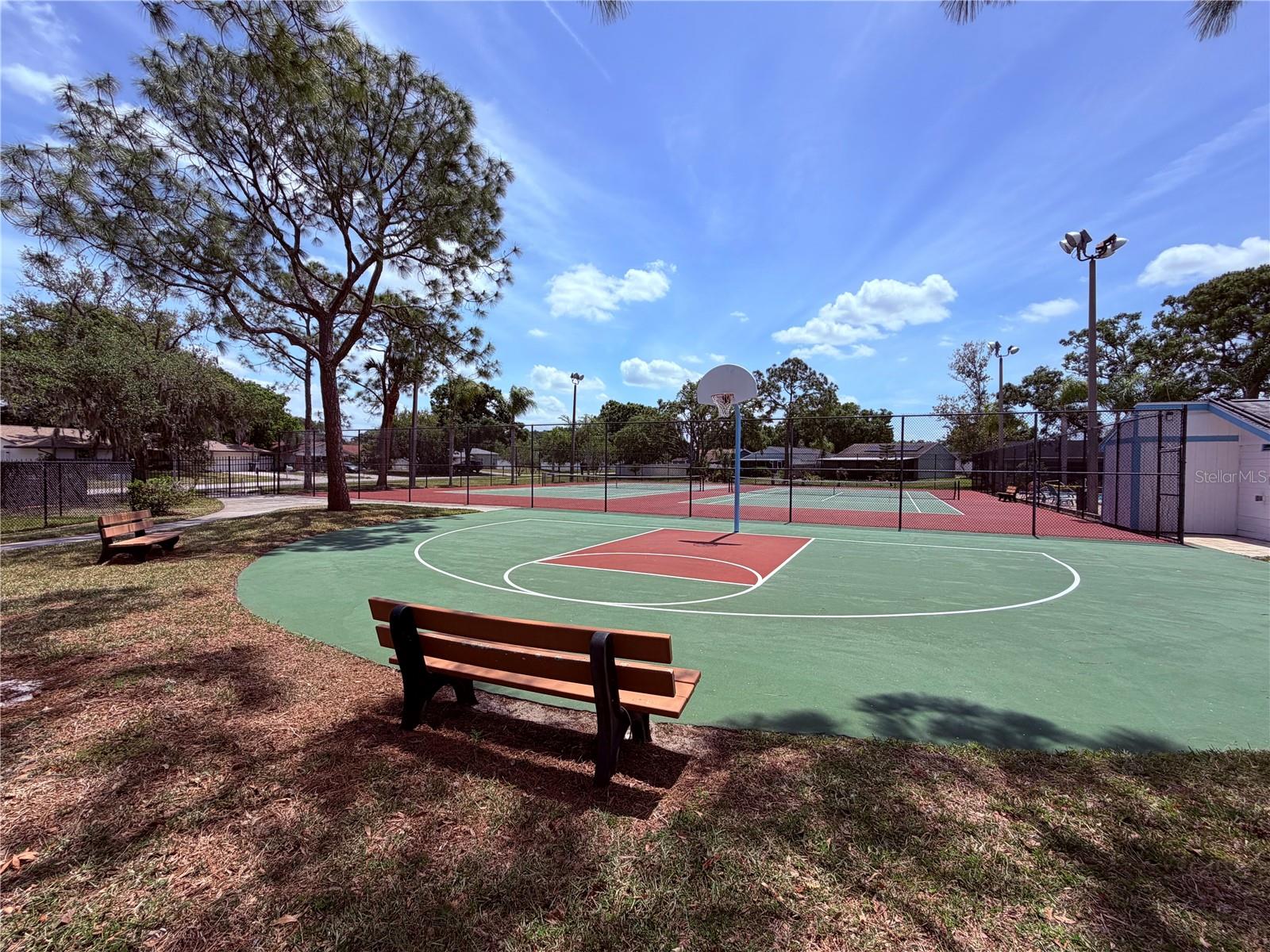 GARDENS OF FOREST LAKES CONDO - Residential Lease