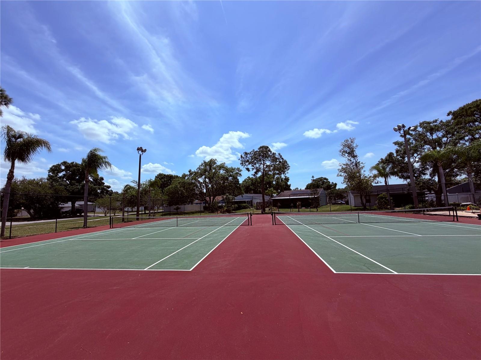 GARDENS OF FOREST LAKES CONDO - Residential Lease