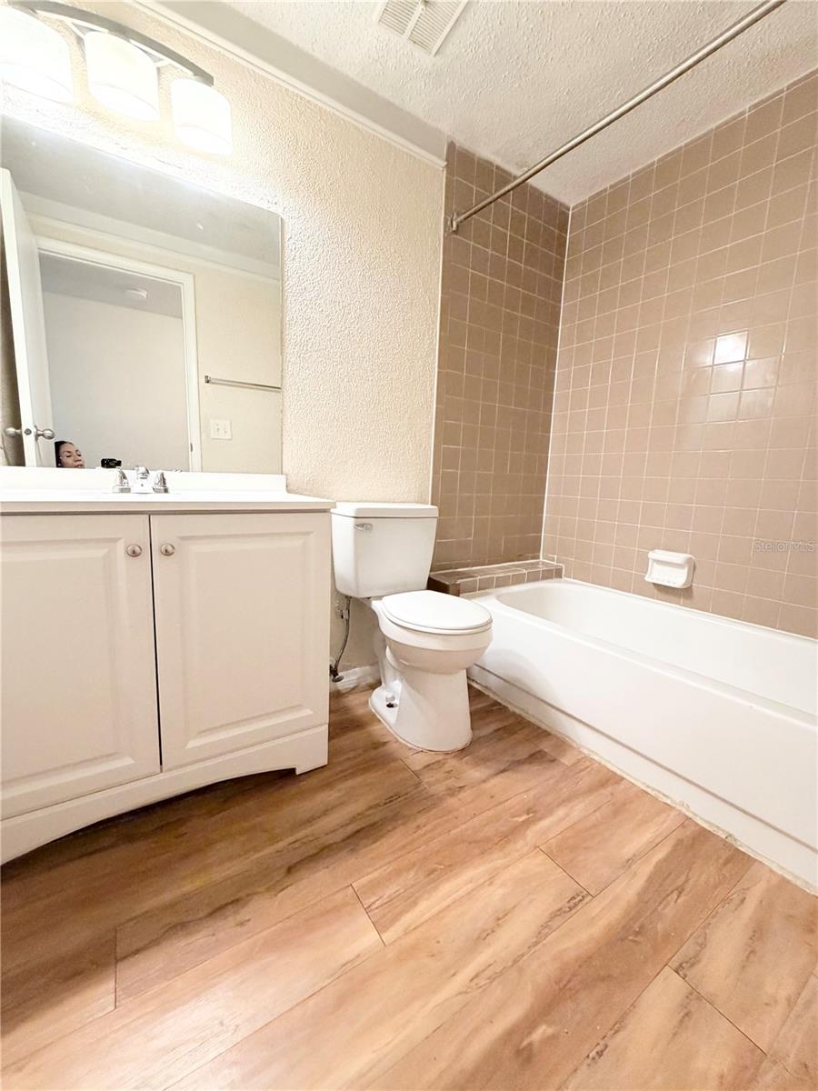 GARDENS OF FOREST LAKES CONDO - Residential Lease