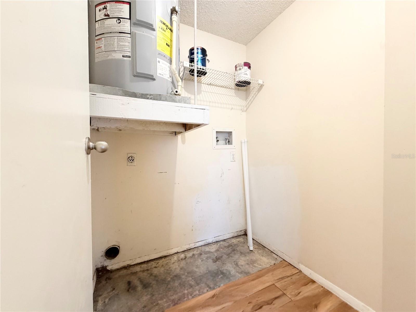 GARDENS OF FOREST LAKES CONDO - Residential Lease