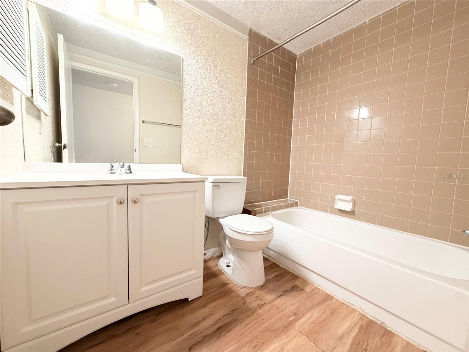 GARDENS OF FOREST LAKES CONDO - Residential Lease