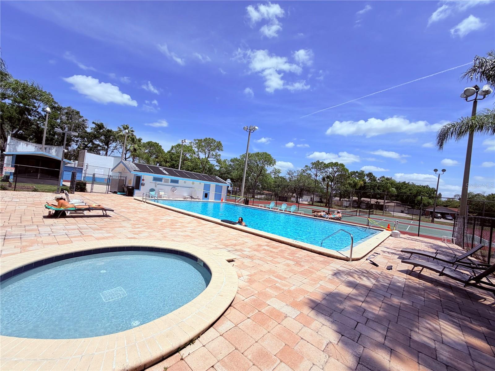 GARDENS OF FOREST LAKES CONDO - Residential Lease