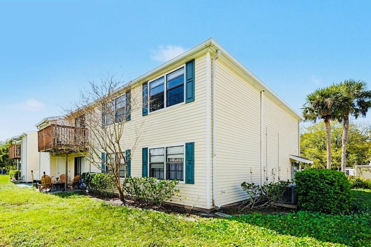 GARDENS OF FOREST LAKES CONDO - Residential Lease