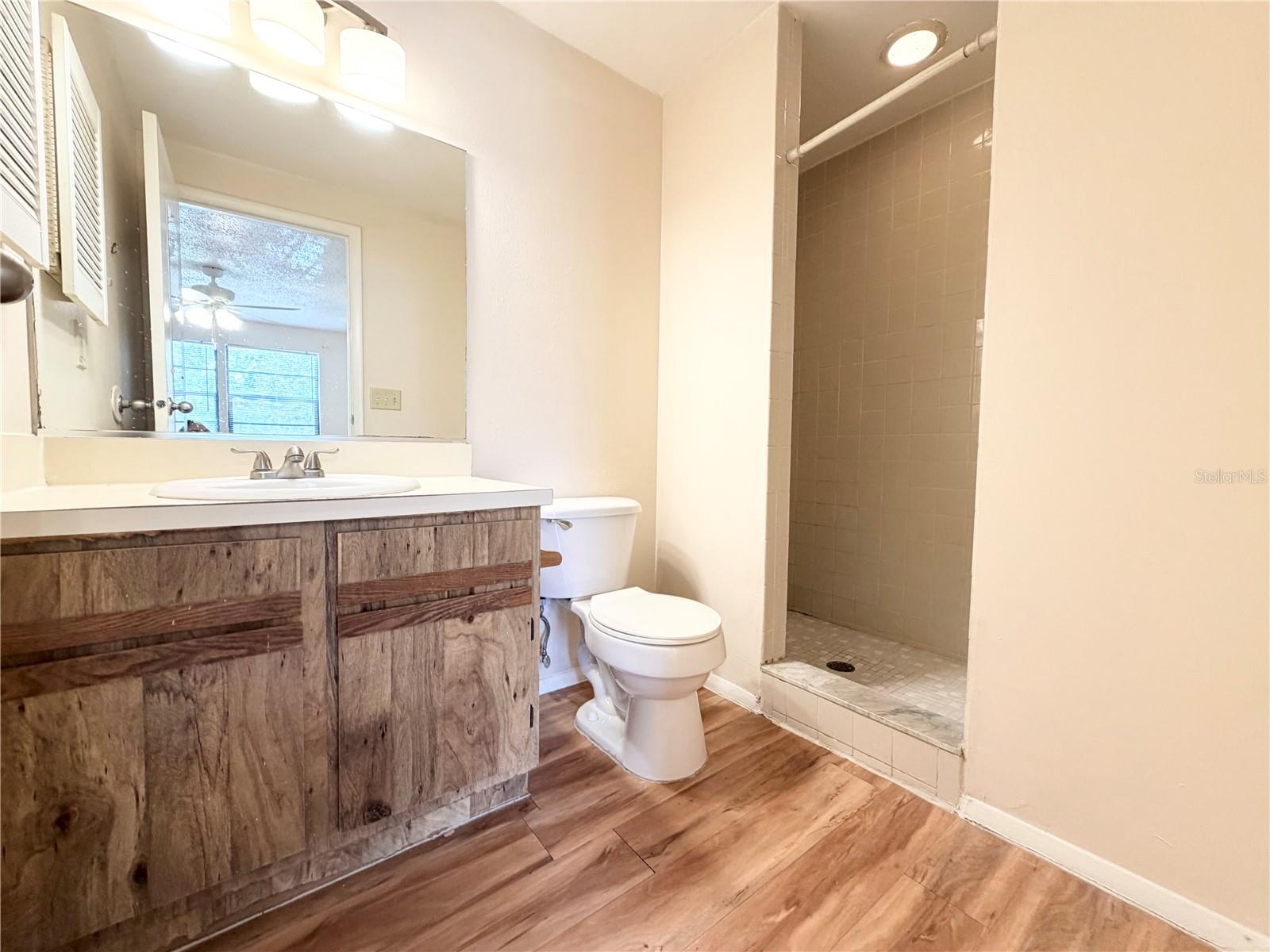 GARDENS OF FOREST LAKES CONDO - Residential Lease