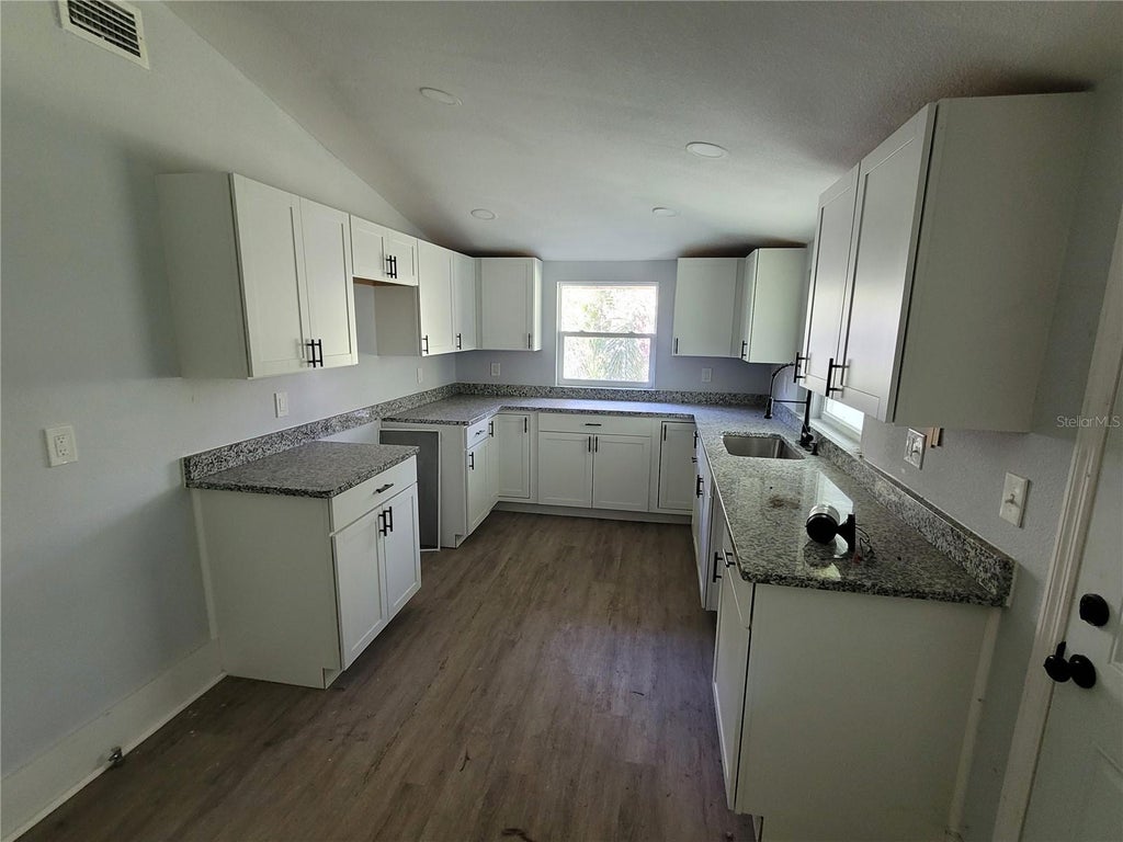 Photo of 204 N Monroe Avenue, Arcadia, FL 34266 (MLS # O6416749)