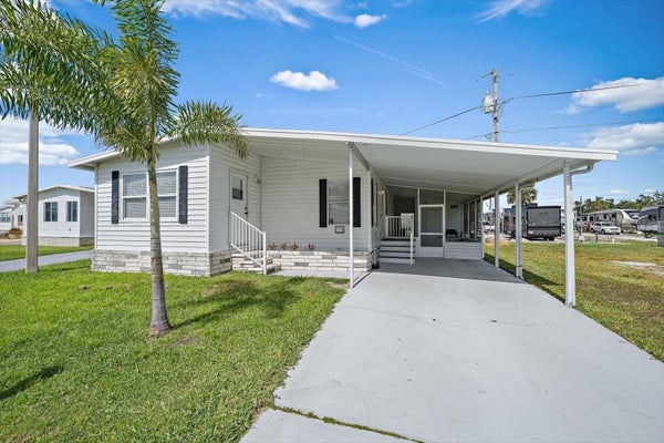 358 TAMPICO DR, PALMETTO, FL 34221 - Image f5d2292eb9afc83fe4a2cbdc0dae8137/501618513