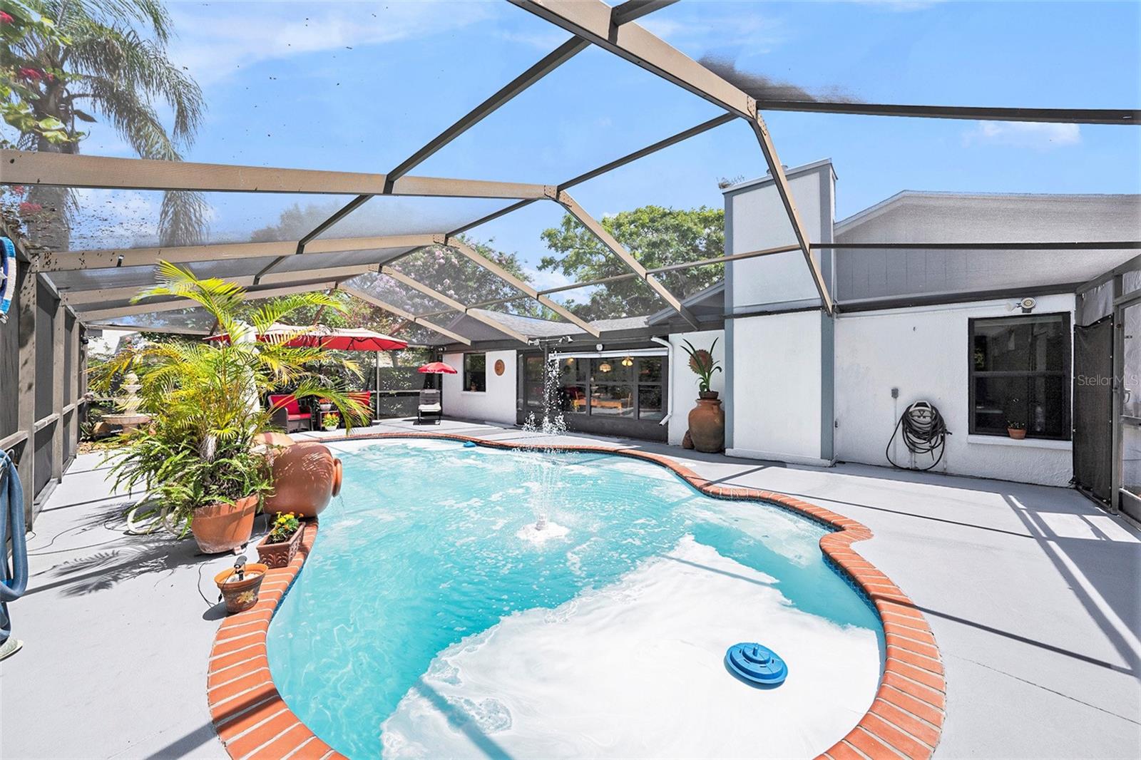 COUNTRYWAY - Residential