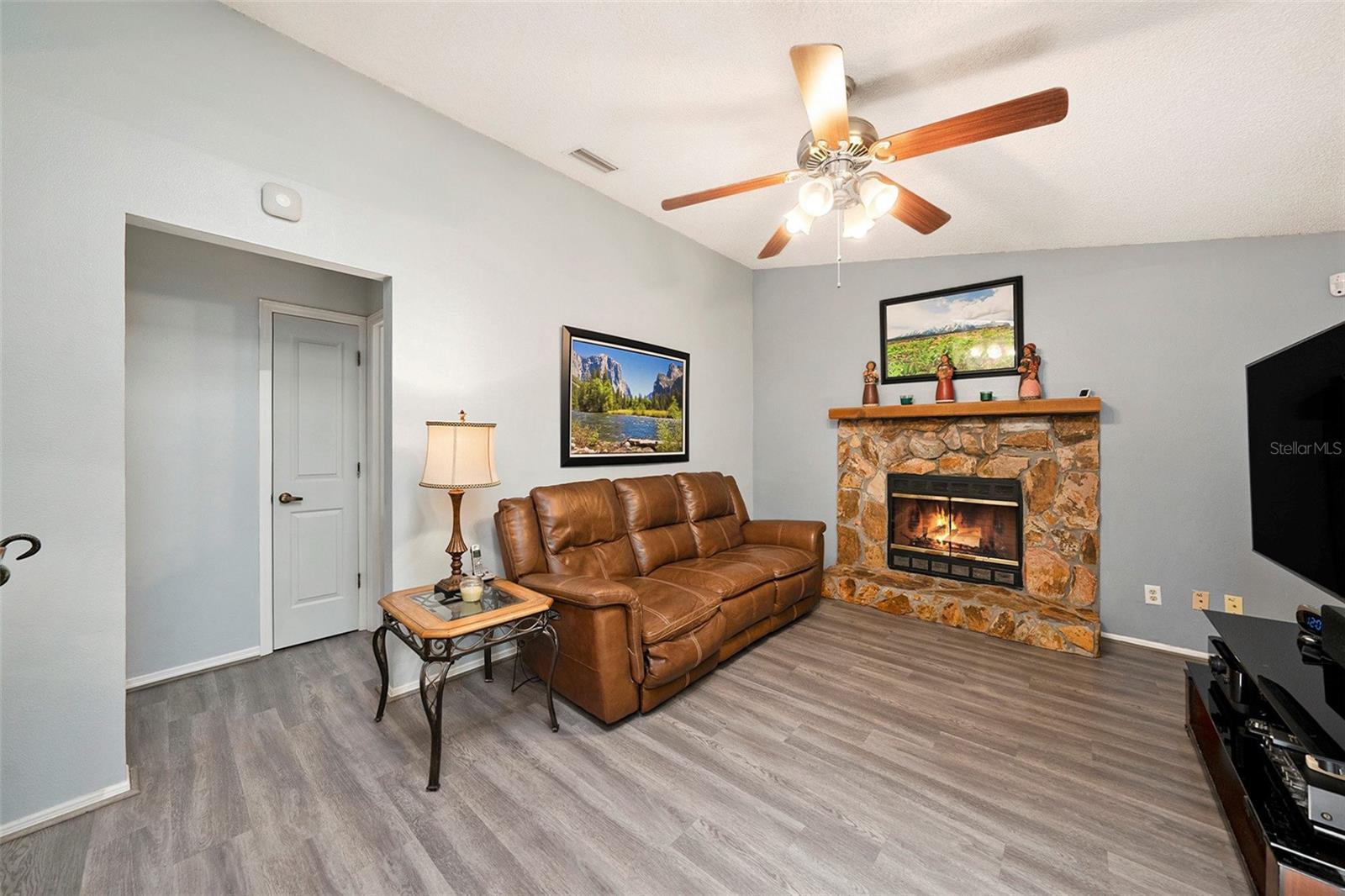 COUNTRYWAY - Residential