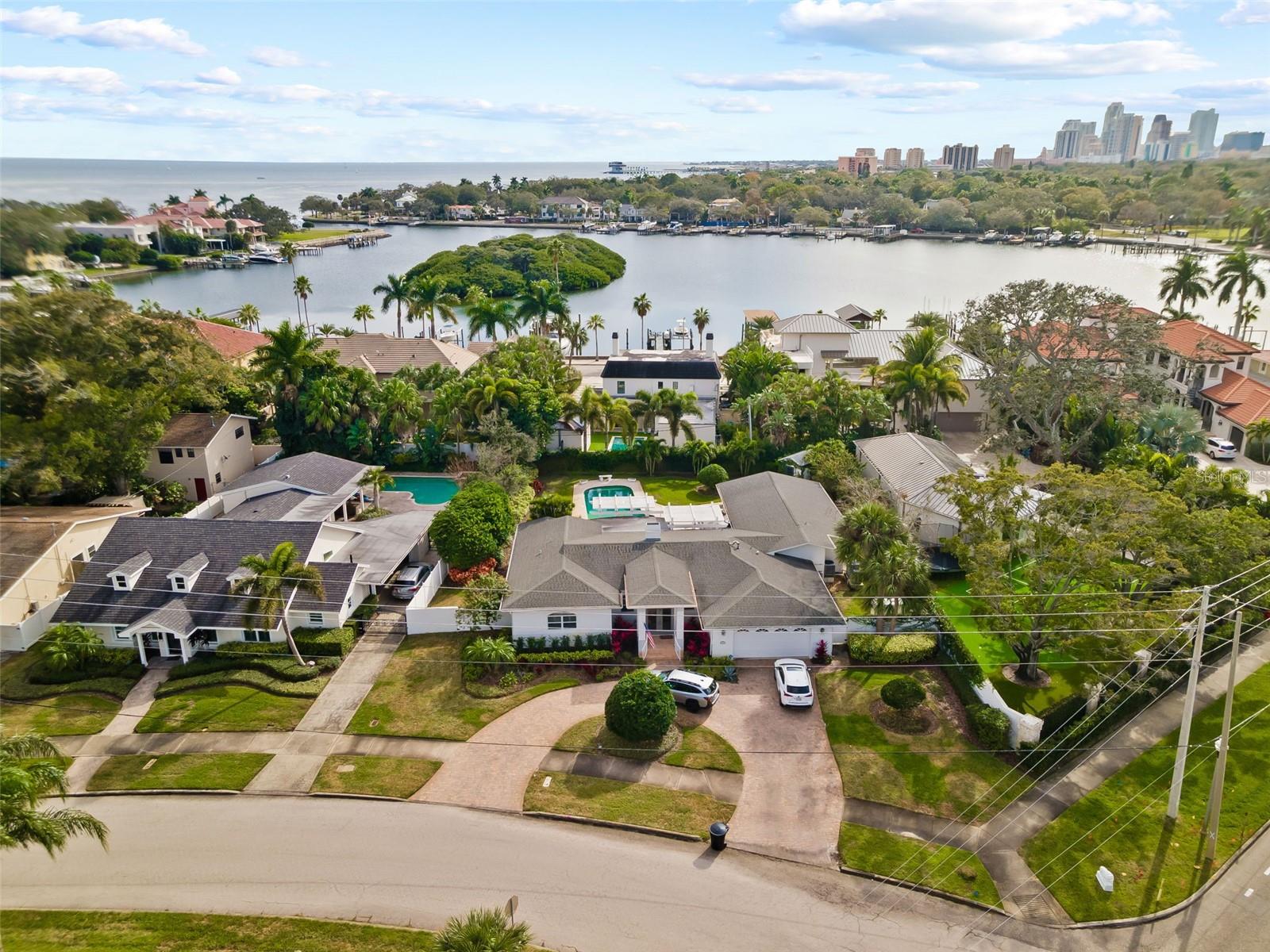 SNELL ISLE BRIGHTWATERS SEC 1 REP - Residential