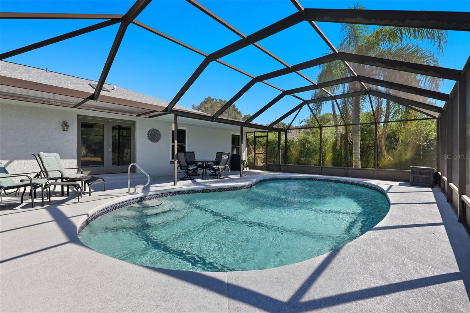 928 N FOXRUN TERRACE