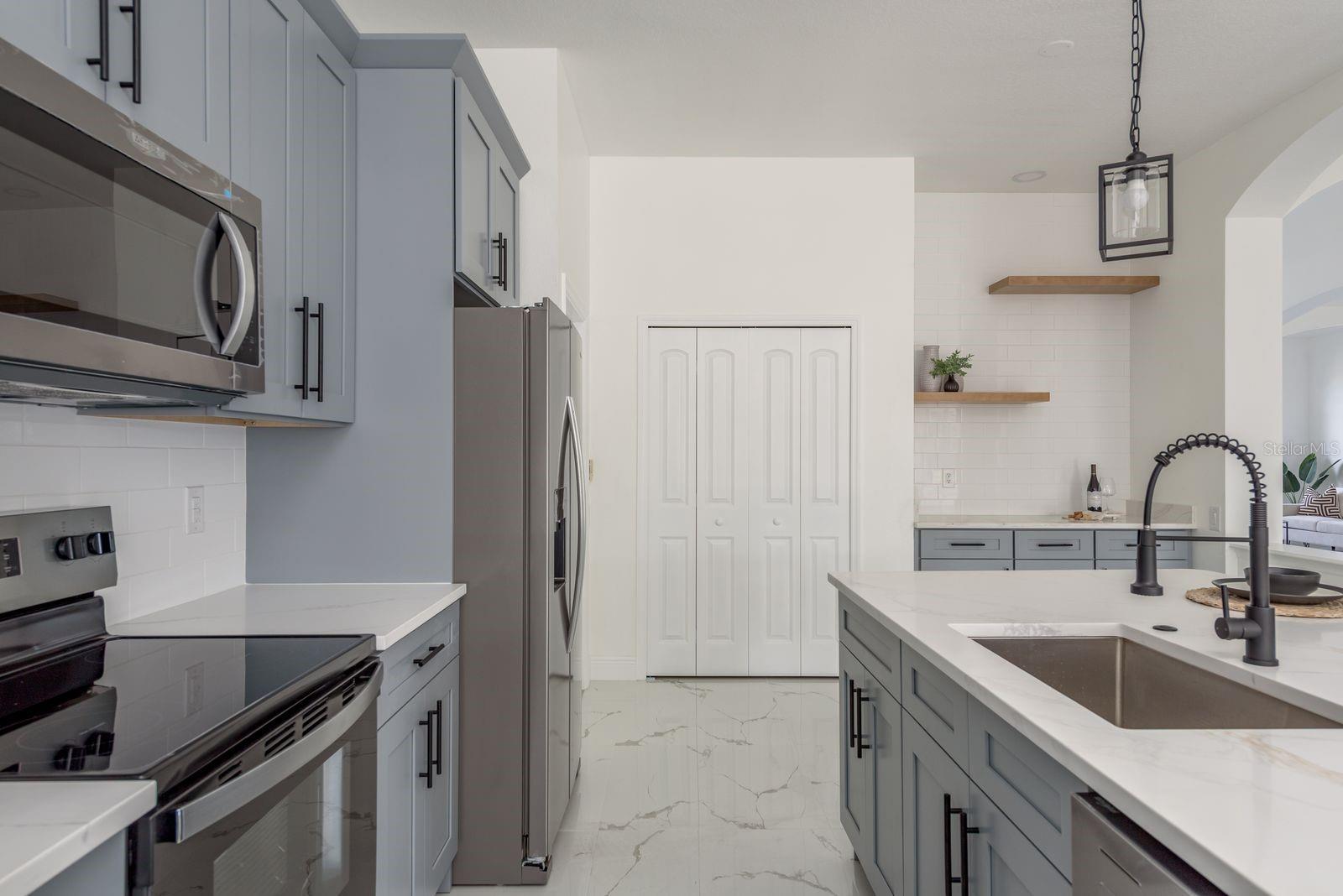 LEXINGTON OAKS PH 01 - Residential