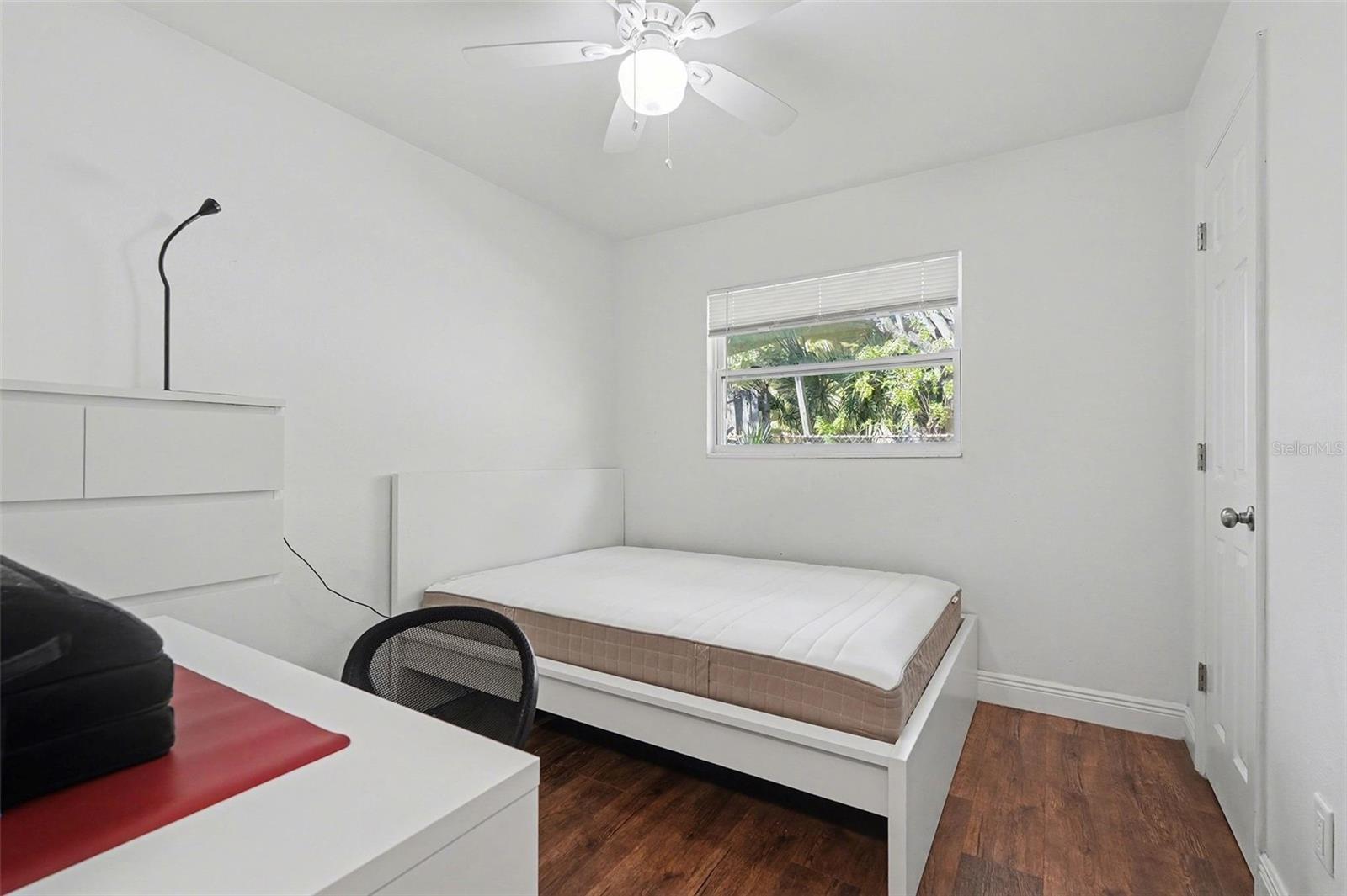 UNIVERSITY PARK, REPLAT OF PT OF SEC A PB 12 PG 27 - Residential