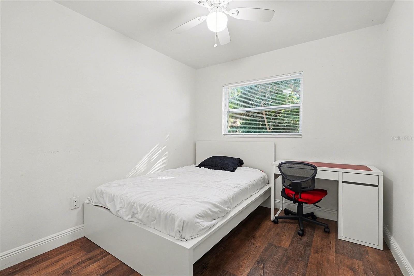 UNIVERSITY PARK, REPLAT OF PT OF SEC A PB 12 PG 27 - Residential