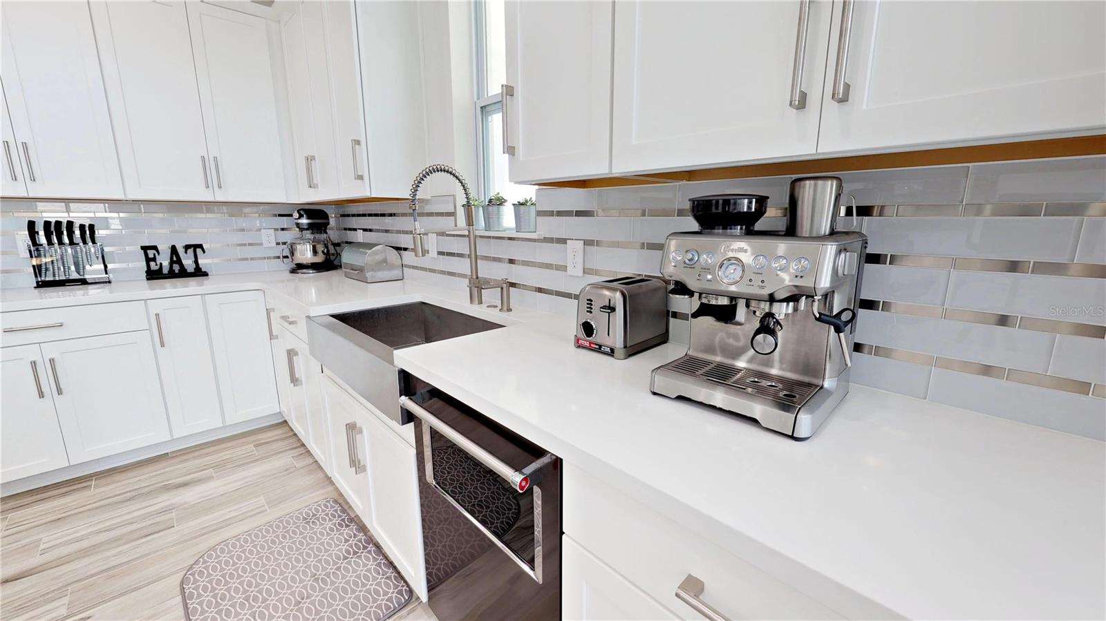 HAMLIN RESERVE - Residential Lease