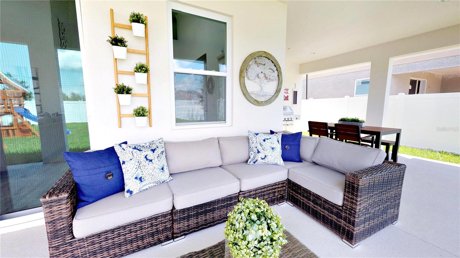 HAMLIN RESERVE - Residential Lease