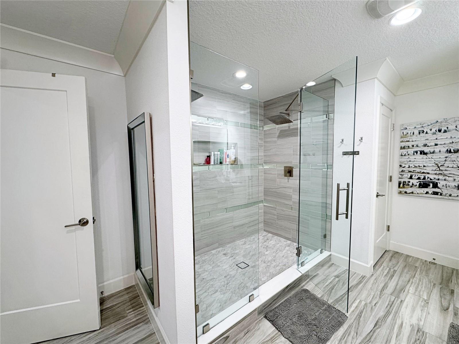 HAMLIN RESERVE - Residential Lease