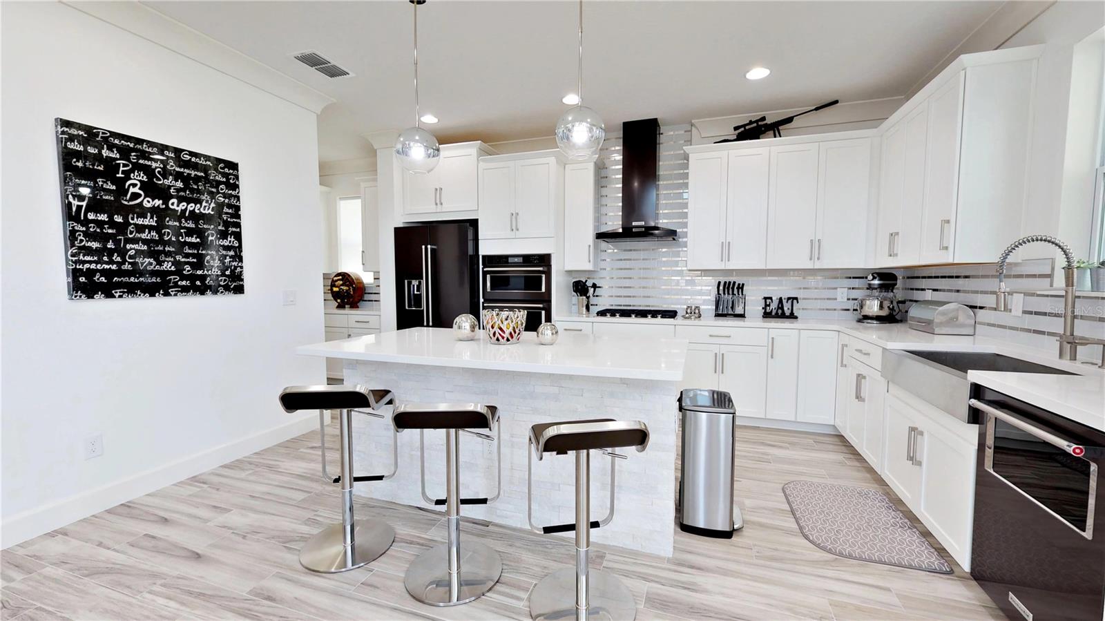 HAMLIN RESERVE - Residential Lease